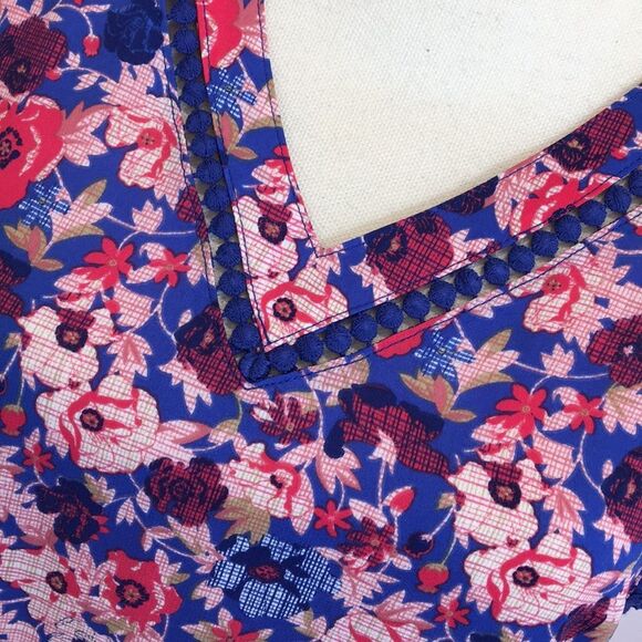 41 Hawthorn Crocheted Detail Blouse (NWT) - Picture 3 of 3